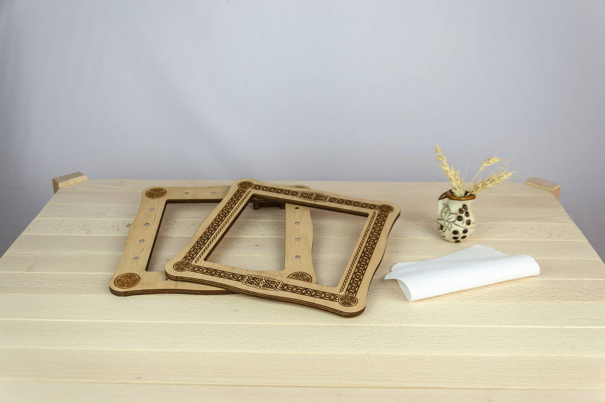 Wooden cross stitch hoop magnetic frame for fabric holding