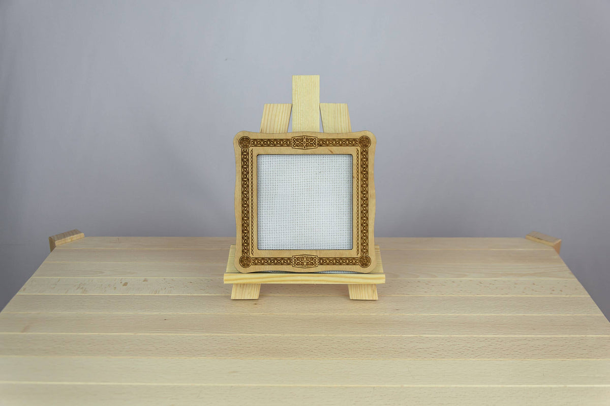 Wooden cross stitch hoop magnetic frame for fabric holding