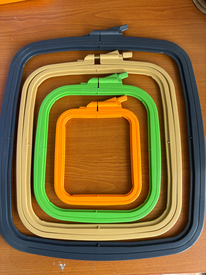 Nurge Square Hoops
