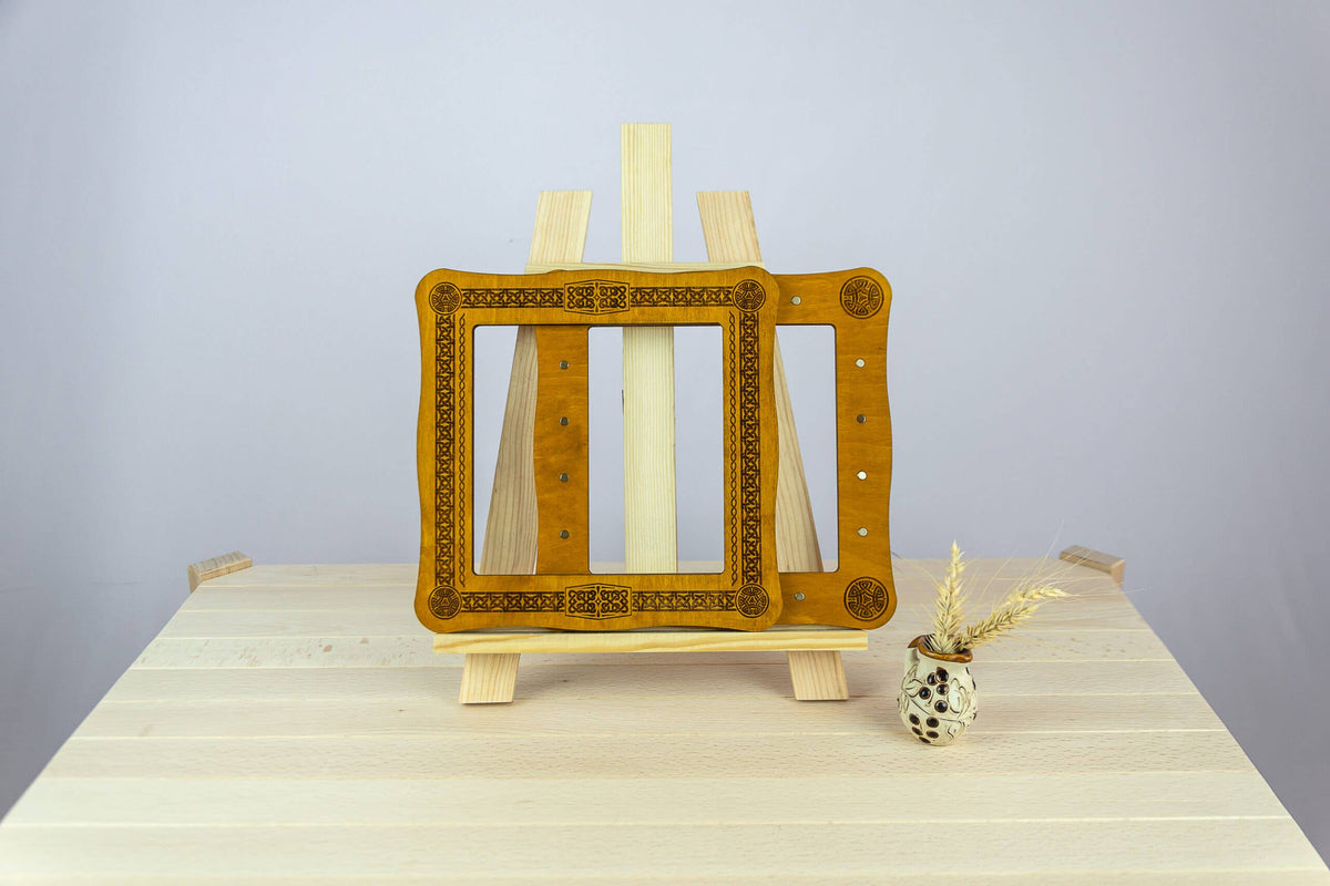 Wooden cross stitch hoop magnetic frame for fabric holding