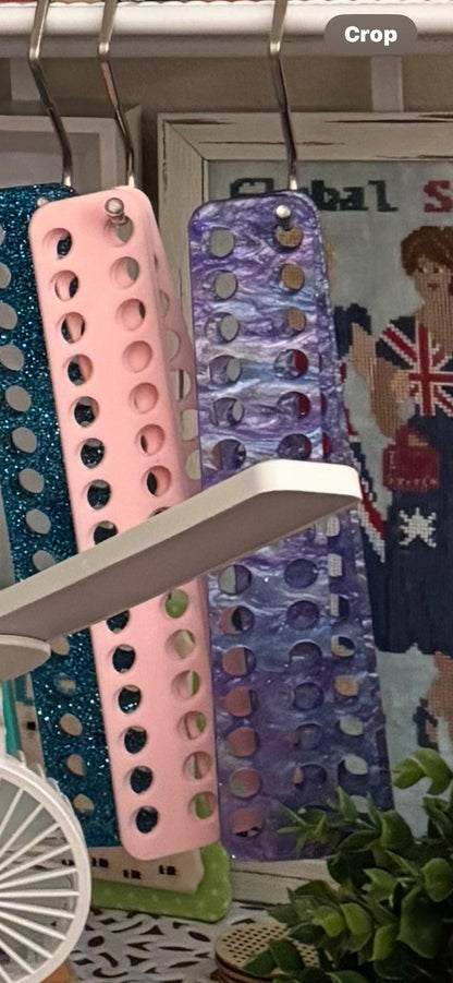 Floss Keeps Acryllic