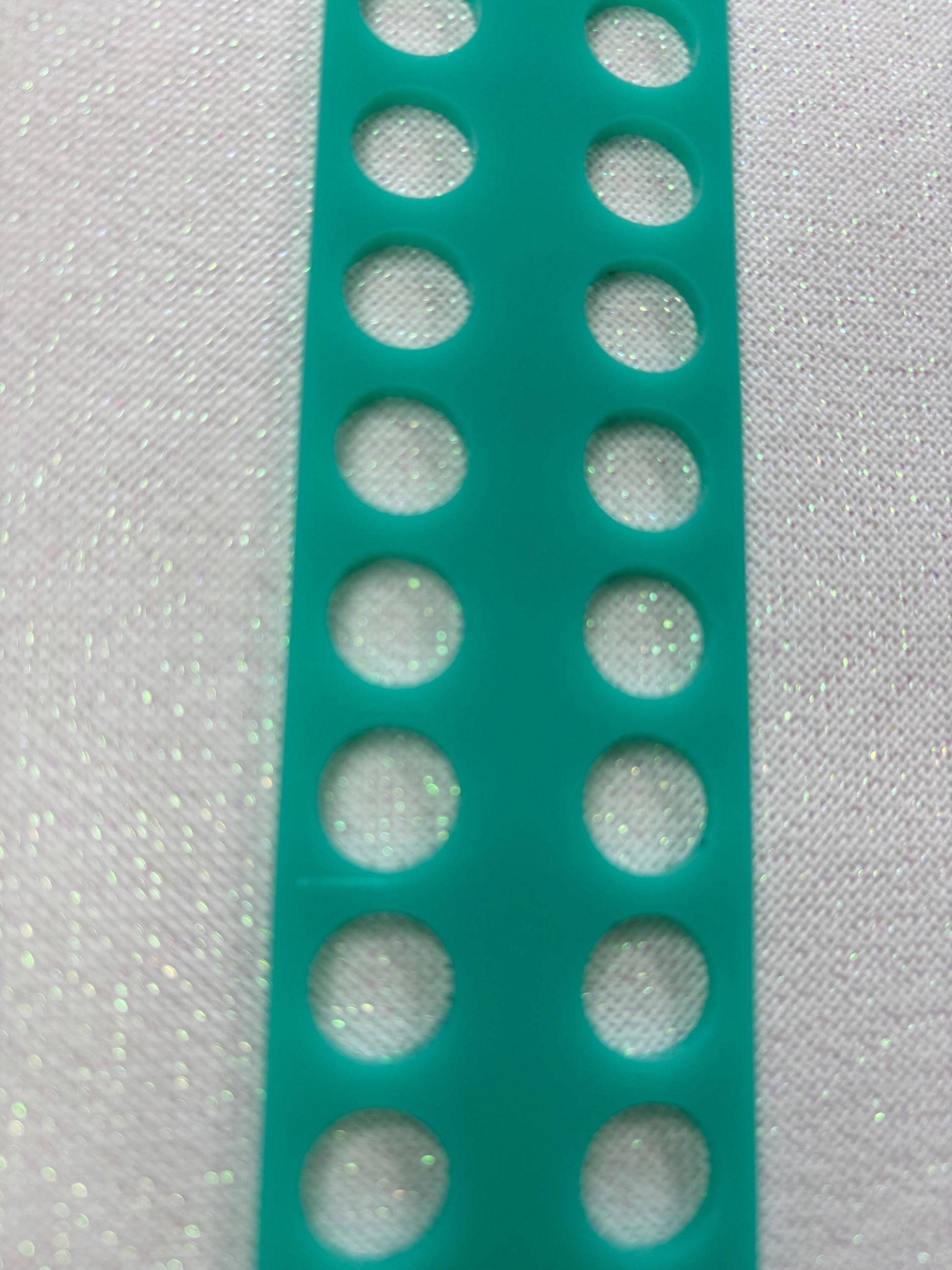 Floss Keeps Acryllic